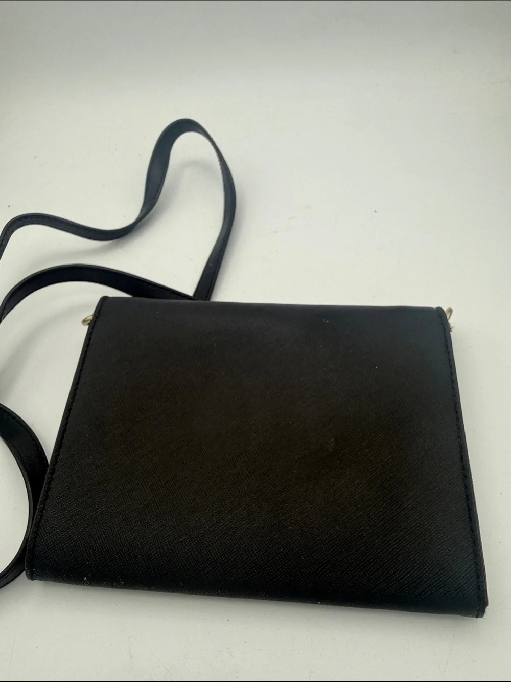 Kate Spade Cedar Street Monday Envelope Crossbody Bag saffiano leather READ